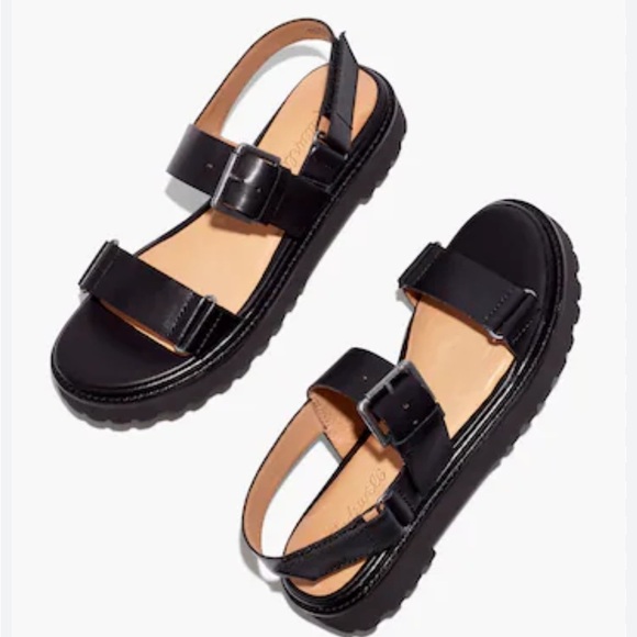 Madewell Shoes - Madewell women’s the Candy Lugsole Buckle Sandal size 9
